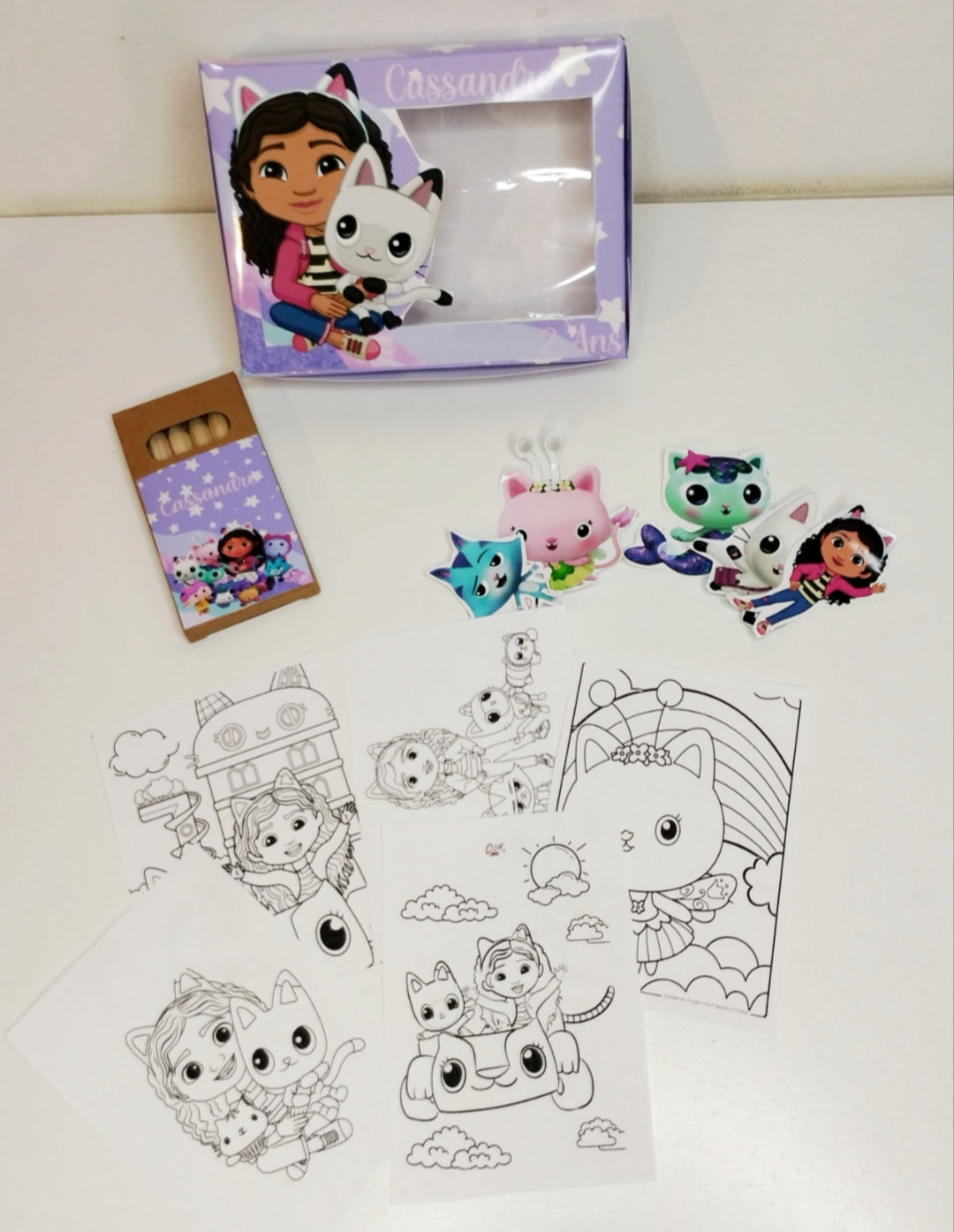 Mini boîte cadeau invité enfant