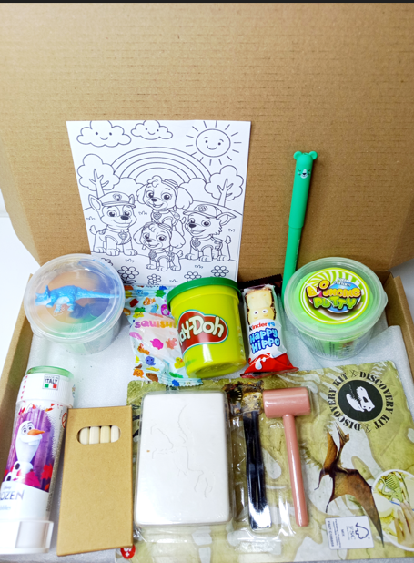 Box Surprise Personnalisée | Box Cadeau à Thème | 5 à 15 Surprises | Beauté, Enfant, Papeterie,