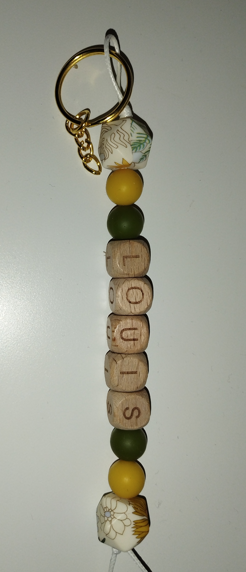 Porte-clés personnalisé en bois, silicone et perles crochet