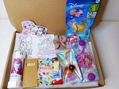Box Surprise Personnalisée | Box Cadeau à Thème | 5 à 15 Surprises | Beauté, Enfant, Papeterie, Homme
