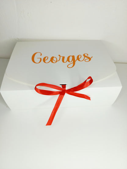 Box gourmande anniversaire personnalisée à offrir (X 10 articles),