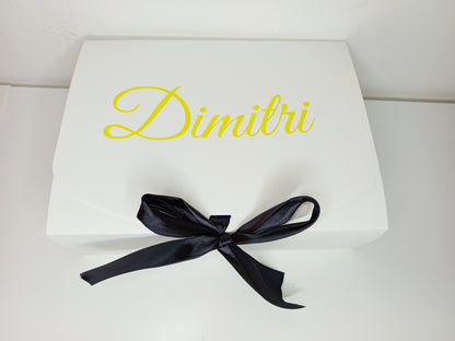 Box gourmande anniversaire personnalisée à offrir (X 10 articles),