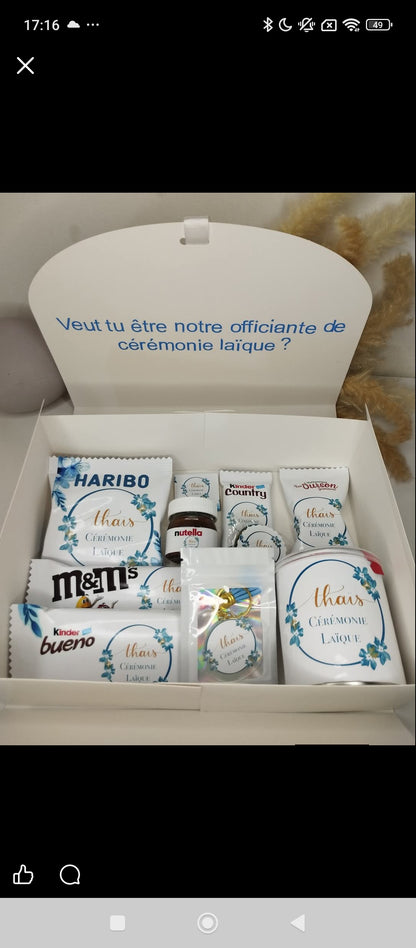 Box gourmande anniversaire personnalisée à offrir (X 10 articles),